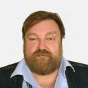 Андрей Ярославцев als Officer