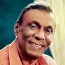 Joe Abeywickrama als Doctor