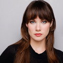 Kelly Tappan als The Queen