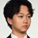 髙田万作 als Natsuo