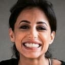 Fatima Husein als Dana