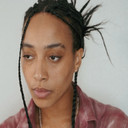 Fiona Nova als Agent One (voice)