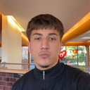 Amir Elzhurkaev als Rocky (Voice)