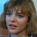 Janelle Brady als History Student