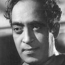 K.N. Singh als Dr. Trivedi