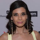 Andrea Drepaul als Denise