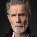 Tom Nelis als Dedlock