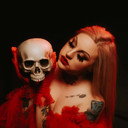 Mia Custer als Mia