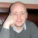 Nikis Theophilakis als Lars Erik Martinsen