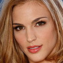 Ryan Ryans als Harley