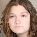 Xander Paradise als Twin #1