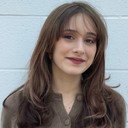 Daniela Anne Cantu als The Interviewer