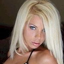 Antoinette Abbott als Tina