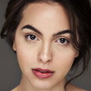July Namir als Young Mary