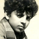 Sarosh Irani als Devesh Sharma / Debu