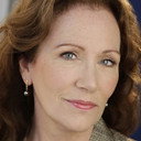 Kathryn Neville Browne als Hot Mess 1
