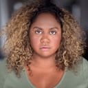 Maurial Spearim als Tina