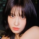 Momo Hirai als Self