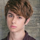 Ethan Harris-Riggs als Skate