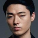 Do Yun als Kim Dong-yoon