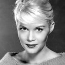 Dorothy Provine als Ingrid Randall