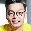 Mark Lee als Master Wong
