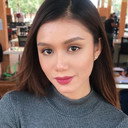 Mimi Lana als Ayu