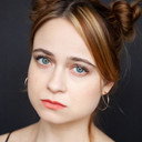 Masha Zhak als Tatiana's Hostess