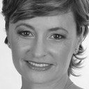Deborah Coulls als Marie Coleby
