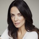 Michelle Morgan als Debra Moynihan