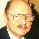 Bruno W. Pantel als Ursula's Father