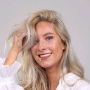 Melissas van Veen als Penny