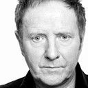 Michael J. Jackson als Major Pavlov