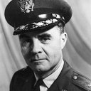 Paul Tibbets als Pilot & aircraft commander