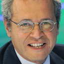 Enrico Mentana als Himself