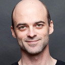 Matt McAllister als Mike the Exterminator