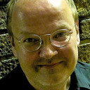 Jens Wawrczeck als Peter Shaw