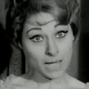 Gülbin Eray als Suzan / Prenses Nazan