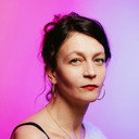 Julie Lerat-Gersant als La directrice du centre