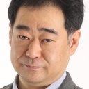 Masaki Aizawa als Middle-Aged Man