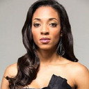 Nina Caicedo als Woman