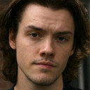 Mark Ballantyne als Tucker