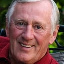 Len Cariou als Mike's Father