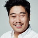 Ko Dong-ok als Bong Soo