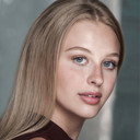 Hayley Festeryga als Josie