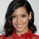 Stephanie Sigman als Dolores Bolaño