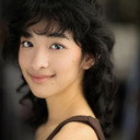 EaeMya ThynGi als Dance Team Member