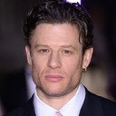 James Norton als Pete Riley