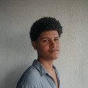Kaique Brito als Binho