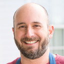 Bryan Roof als Self - Host